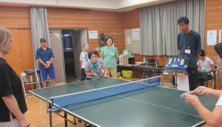 スリッパ卓球大会