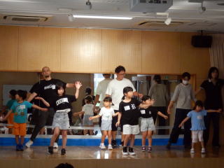 ２班に分かれて発表