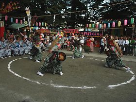 御嶽神社の獅子舞
