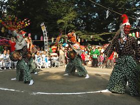 御嶽神社の獅子舞