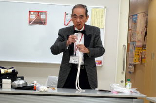 マジック講座第2回目の様子の写真